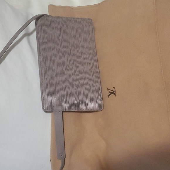 Louis Vuitton PEPPER EPI ROCHELLE BELT BAG - Picture 5 of 17